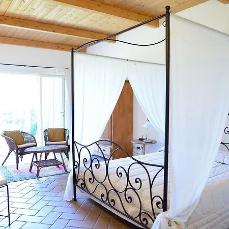 Country house Agriturismo Al Colle *